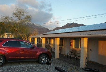 Borrego Springs Motel Bagian luar foto