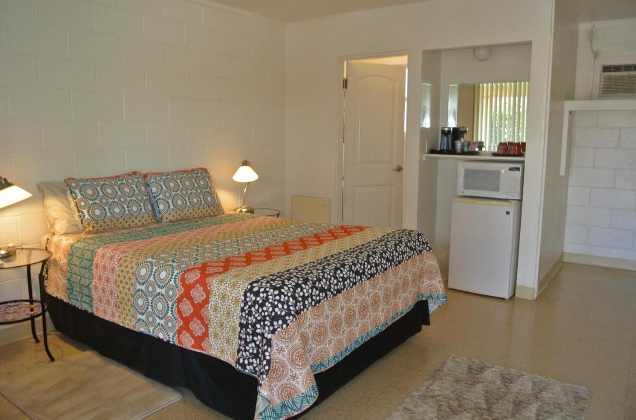 Borrego Springs Motel Bagian luar foto